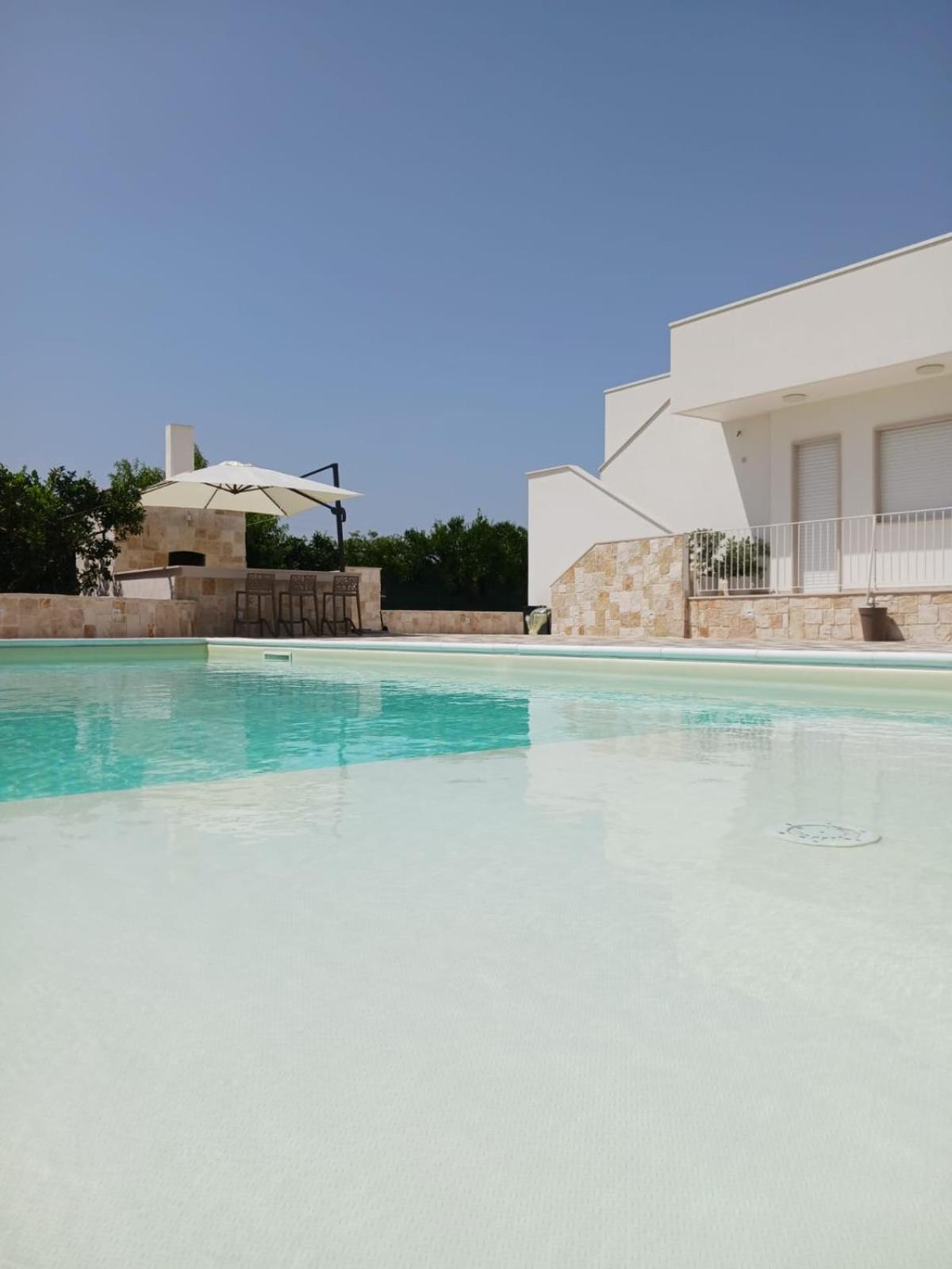 Malia Holiday Villa Conversano Kültér fotó