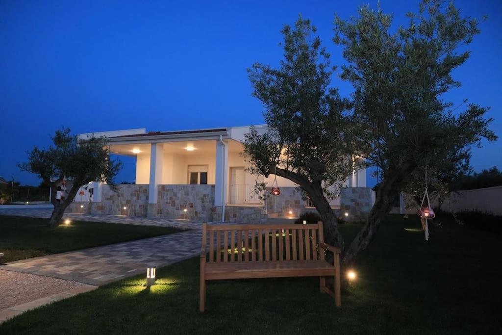 Malia Holiday Villa Conversano Kültér fotó
