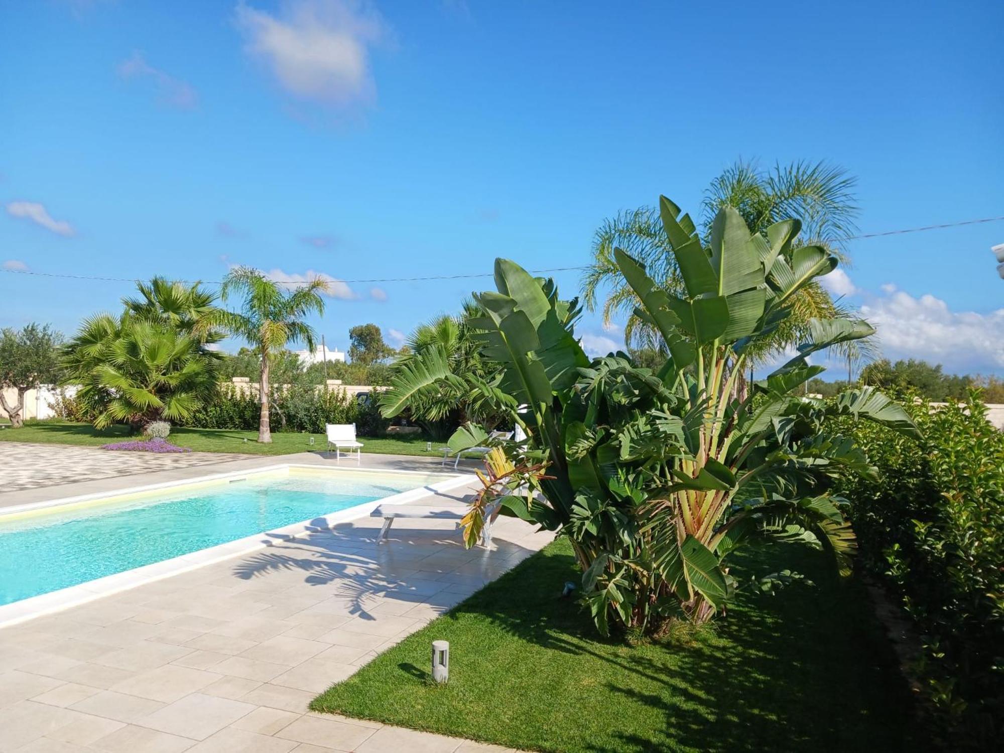 Malia Holiday Villa Conversano Kültér fotó